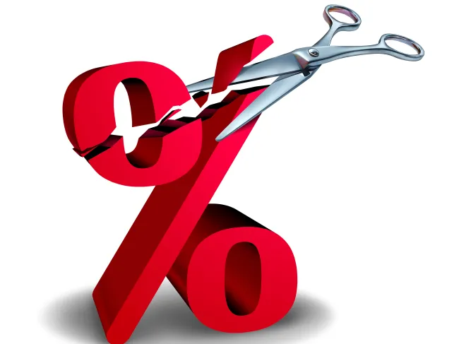 Interest rate cuts scissors